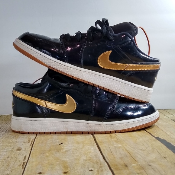 Air  Jordan 1 retro low black metallic gold - Picture 7 of 9